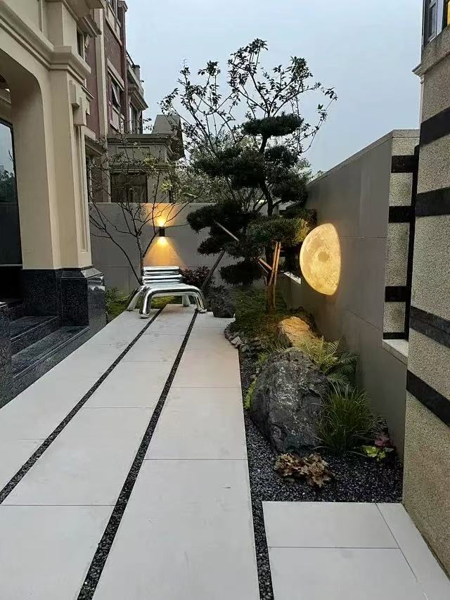 Outdoor Moon Wall Lamp