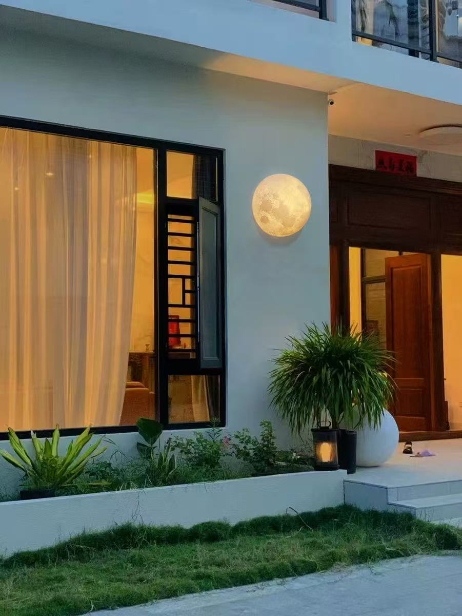 Outdoor Moon Wall Lamp