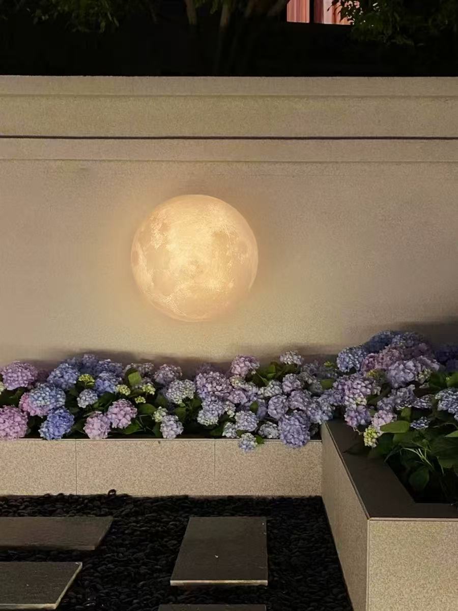 Outdoor Moon Wall Lamp
