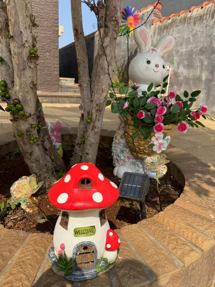 Solar Outdoor Mushroom Light