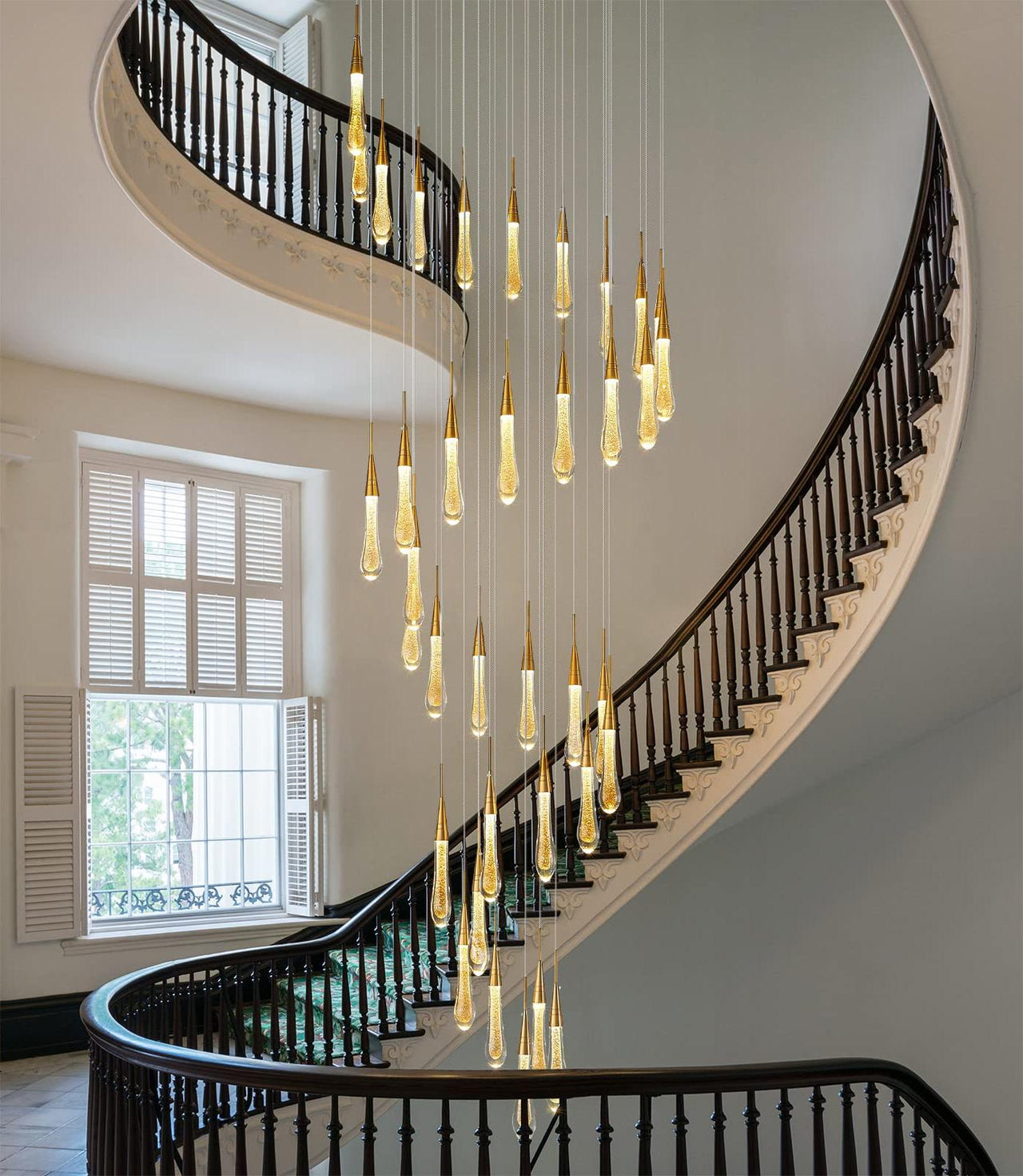 Sophisticated lighting for stairwells 